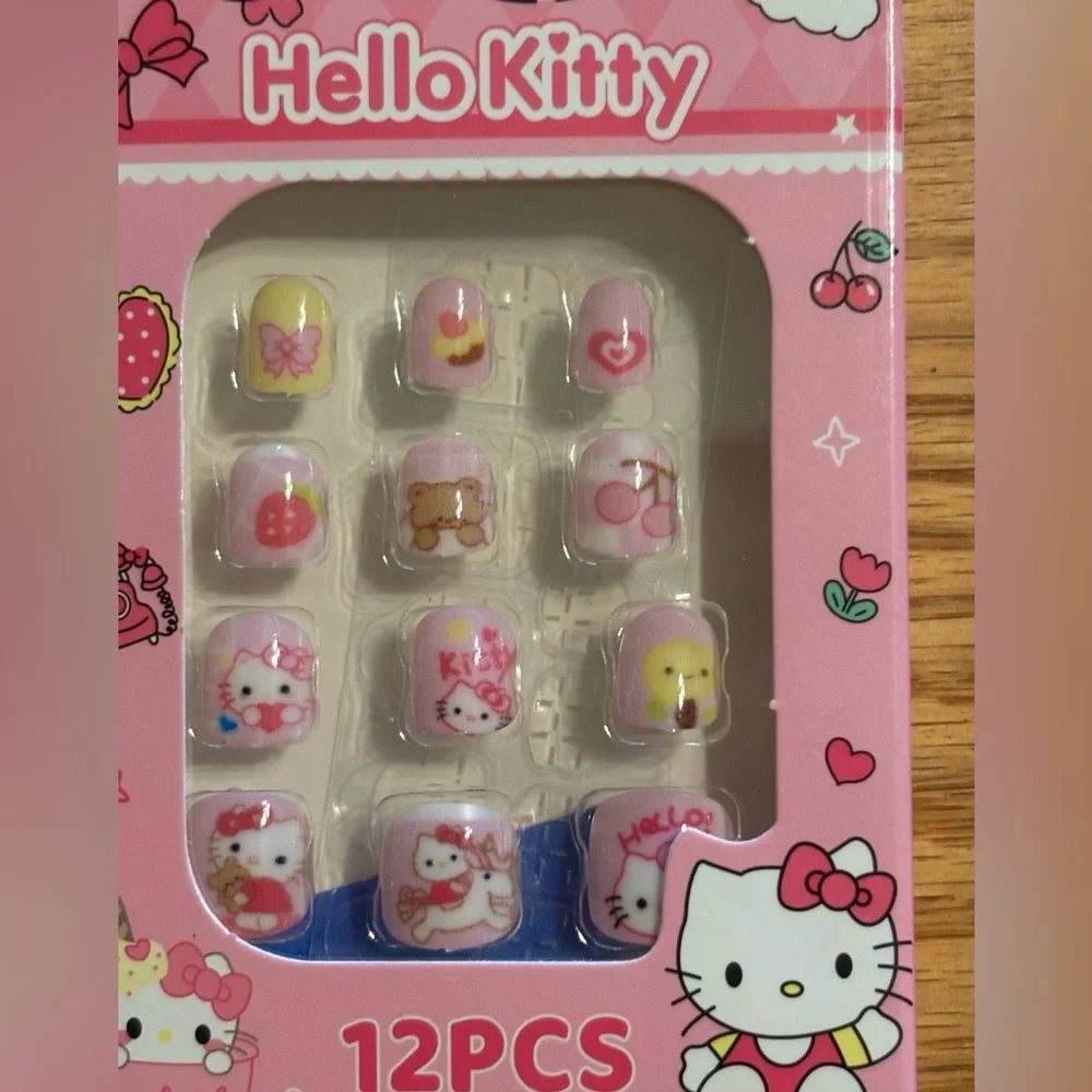 15 packs Little Girls Press On Nails Hello Kitty Melody Kuromi Cinnamoroll &More
